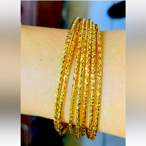 Beautiful 7 sets metal bangles - Picture 5 of 8